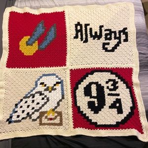 Knit Harry Potter Blanket